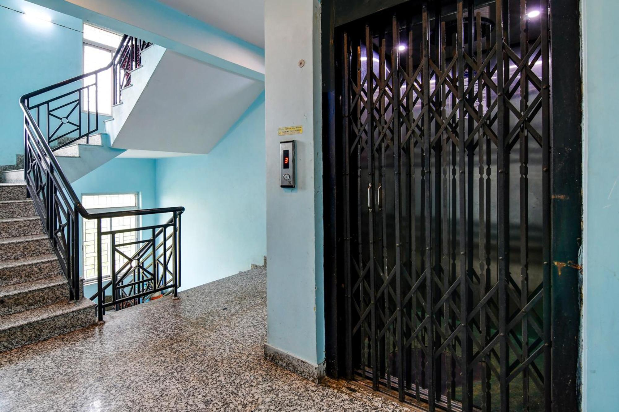 Hotel O Casa Astra Calcutta Exterior foto